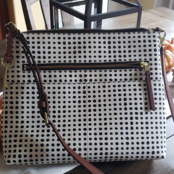 Fossil Crossover purse - Picture 2 of 2